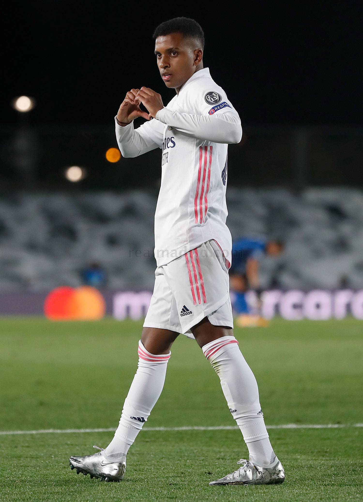 摩洛哥轻取里昂,罗德里戈关键制胜的简单介绍 摩洛哥轻取里昂,罗德里戈关键制胜的简单介绍