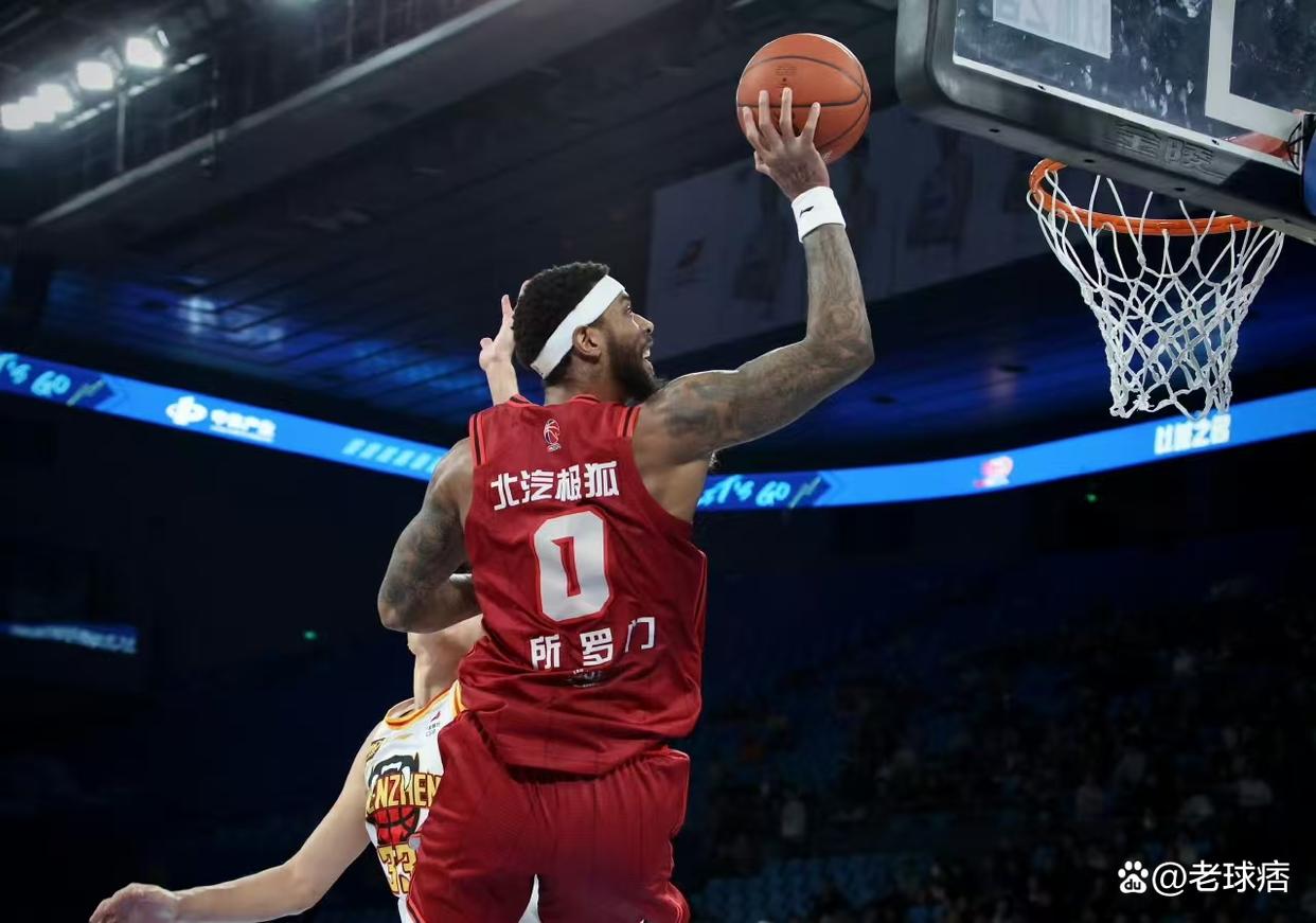 湖人翻盘骑士,周琦状态火热 湖人翻盘骑士,周琦状态火热