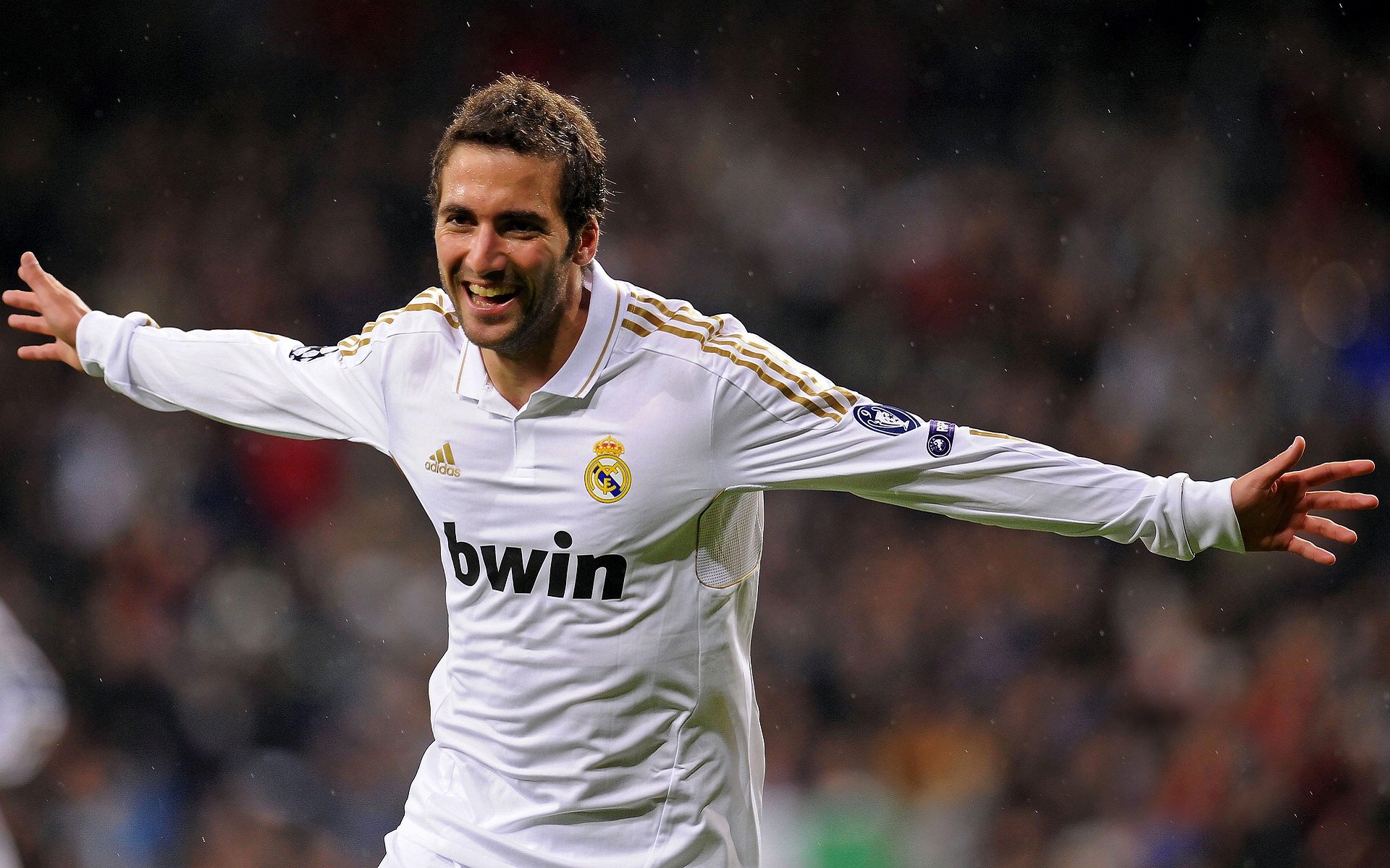 两种传奇，一种足球，梅西的神迹之夜与摩纳哥的血性逆袭